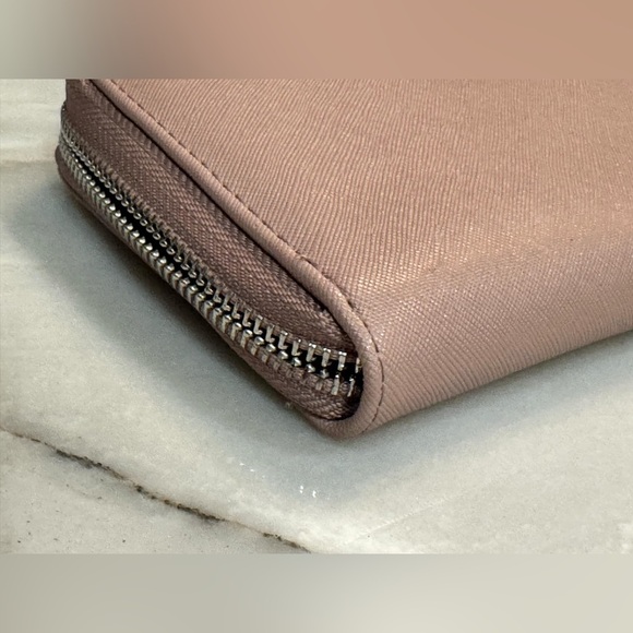 Steve Madden Elegant Tan Women's Clutch wallet 8x4in no callouts - Picture 3 of 14